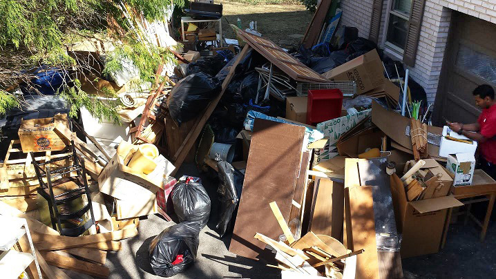 Yard Waste Removal Services